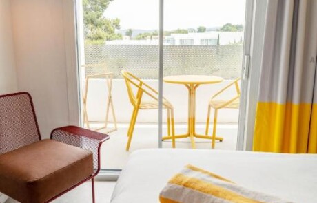597486236 - LeibTour: TOP aparthotels in Ibiza