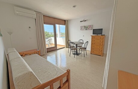 APRYPRTX 02 Living Dining Balcony - LeibTour: TOP aparthotels in Ibiza