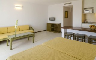 BONLLAP 10 - LeibTour: TOP aparthotels in Ibiza