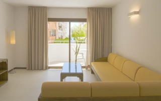 BONLLAP 19 - LeibTour: TOP aparthotels in Ibiza