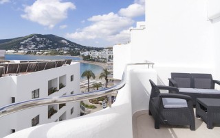 BONLLAP 31 - LeibTour: TOP aparthotels in Ibiza