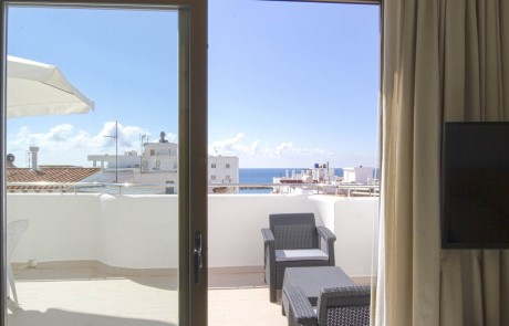 BONLLAP 39 - LeibTour: TOP aparthotels in Ibiza