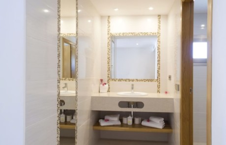 BONMYBOS 17 - LeibTour: TOP aparthotels in Ibiza