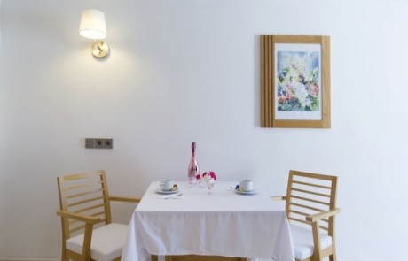 BONMYBOS 3 - LeibTour: TOP aparthotels in Ibiza