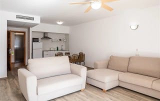 CALVADAP amp 1 - LeibTour: TOP aparthotels in Ibiza