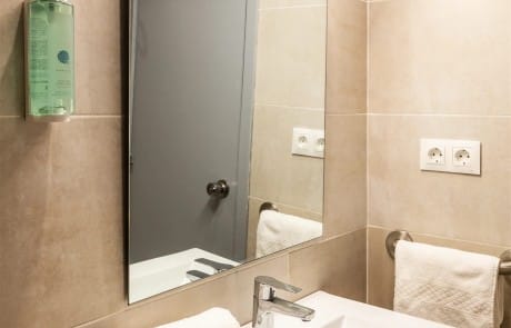 CALVADAP az 2 - LeibTour: TOP aparthotels in Ibiza