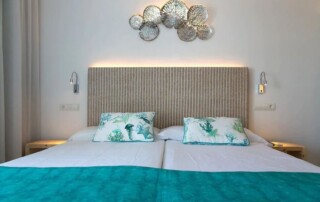 CSTFOR 18 1 - LeibTour: TOP aparthotels in Ibiza