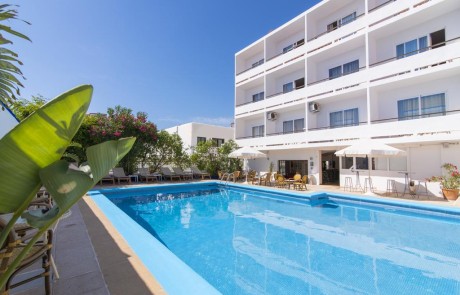 Central cheap Hotel with terrace SANTA EULALIA htl seazme Overview 1 - LeibTour: TOP aparthotels in Ibiza