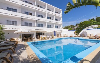 Central cheap Hotel with terrace SANTA EULALIA htl seazme Overview2 - LeibTour: TOP aparthotels in Ibiza