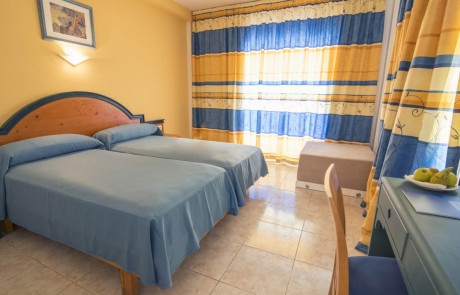 Central cheap Hotel with terrace SANTA EULALIA htl seazme Room3 - LeibTour: TOP aparthotels in Ibiza