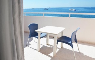 Cheap nice central apartment IBIZA PANAPIB Terrace 1 - LeibTour: TOP aparthotels in Ibiza
