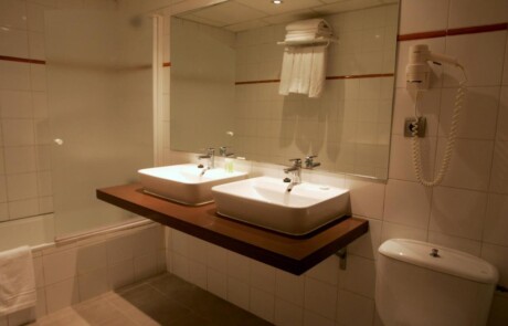 Crazy Party apartment Playa den Bossa IBJTAPT 5 1 - LeibTour: TOP aparthotels in Ibiza