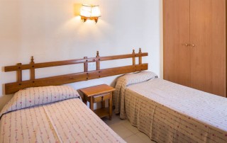 Crazy Party apartment Playa den Bossa IBJTAPT bedroom 6 - LeibTour: TOP aparthotels in Ibiza