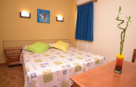 EBAPPSE 05 - LeibTour: TOP aparthotels in Ibiza