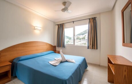 ELPICLLO 1 Bedroom with sea view - LeibTour: TOP aparthotels in Ibiza
