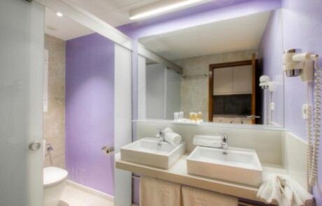 ELPICLLO 28 - LeibTour: TOP aparthotels in Ibiza