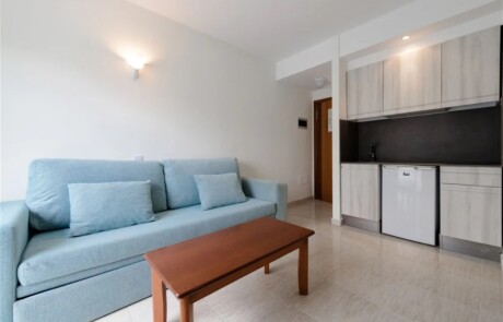 ELPICLLO Superior Sea View Studio 5 - LeibTour: TOP aparthotels in Ibiza