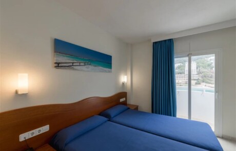 ELPICLLO Superior Sea View Studio 6 - LeibTour: TOP aparthotels in Ibiza