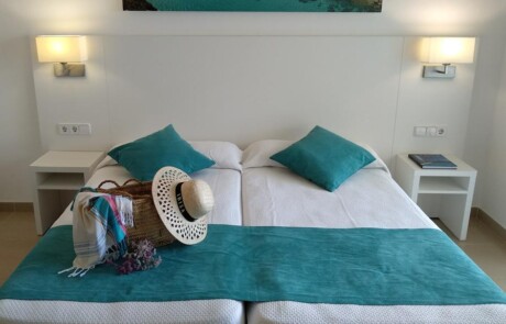 Elegant large apartment with pool NERAPSA Bedroom 1 - LeibTour: TOP aparthotels in Ibiza