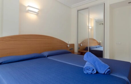 Elpicllo Sea view 5 - LeibTour: TOP aparthotels in Ibiza