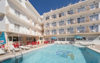 HSTANB CJRT swimpool2 - LeibTour: TOP aparthotels in Ibiza