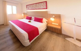 HTL LLCYSRT Studio - LeibTour: TOP aparthotels in Ibiza