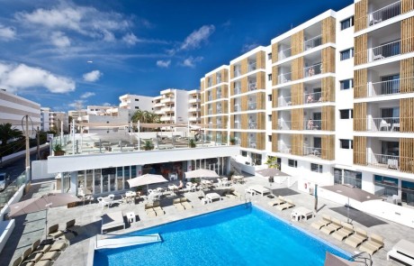 Ibiza Modern Party Apartment with pool IBIZA RYDOWNIB Pool Party 2 - LeibTour: TOP aparthotels in Ibiza