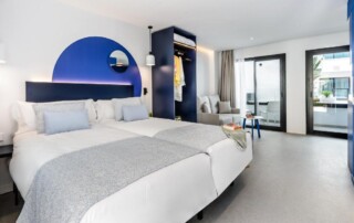 JBQBLUE suite bedroom - LeibTour: TOP aparthotels in Ibiza