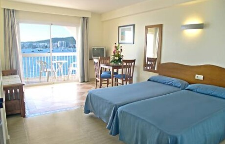 LAKAPT - LeibTour: TOP aparthotels in Ibiza