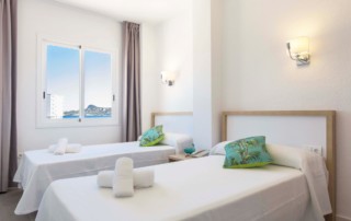Large bright apartment with gym BEASTSA Bedroom3 - LeibTour: TOP aparthotels in Ibiza