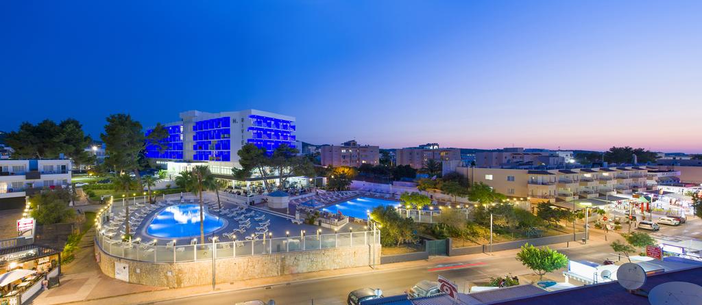 MID SEASON EXCLUSIVE OFFER PROMOTION FOR IBIZA - Leibtour Portfolio: Large bright apartments and hotel rooms with pool, SAN ANTONIO BAY - Property code: BAHIARIV