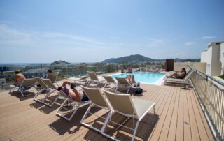 Large comfortable apartment with pool and private parking SEUCALU Solarium3 - LeibTour: TOP aparthotels in Ibiza