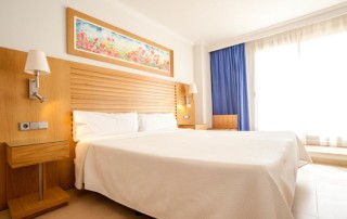 Luxury Playa den Bossa Ibiza Modern Studio Apartment PLAYA DEN BOSSA IBAPPRE Bedroom 11 2 - LeibTour: TOP aparthotels in Ibiza