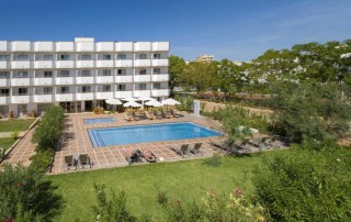 Luxury Playa den Bossa Ibiza Modern Studio Apartment PLAYA DEN BOSSA IBAPPRE Pool 3 1 - LeibTour: TOP aparthotels in Ibiza