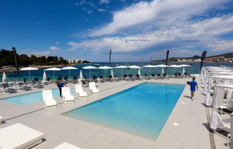 Luxury Pool SPA Gym Apartments AXBEASA Swimming Pool - LeibTour: TOP aparthotels in Ibiza