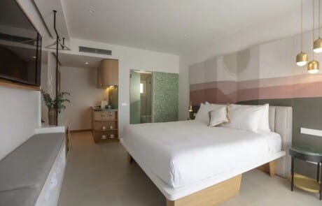 MRSBTQP 3 1 1 - LeibTour: TOP aparthotels in Ibiza