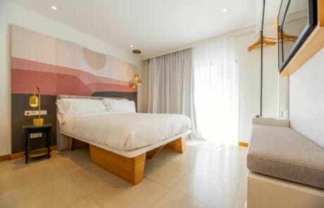 MRSBTQP 8 - LeibTour: TOP aparthotels in Ibiza