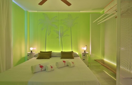 best deal accommodation in playa den bossa