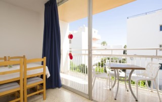 Nice Cozy Apartment with Pool PLAYA DEN BOSSA VICEGRELI Balcony - LeibTour: TOP aparthotels in Ibiza