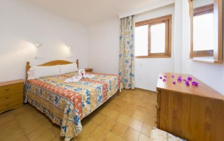 Nice Cozy Apartment with Pool PLAYA DEN BOSSA VICEGRELI Bedroom 7 - LeibTour: TOP aparthotels in Ibiza