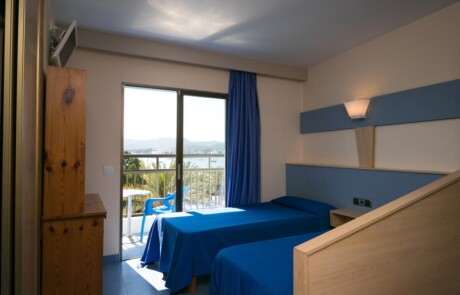 Nice apartment city downtown with pool SAN ANTONIO BLAPFESA Bedroom 7 1 - LeibTour: TOP aparthotels in Ibiza