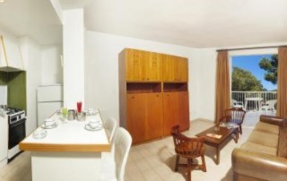 PCLLCLO 1 Bedroom Familiar 3 - LeibTour: TOP aparthotels in Ibiza