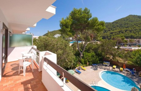PCLLCLO balcony - LeibTour: TOP aparthotels in Ibiza