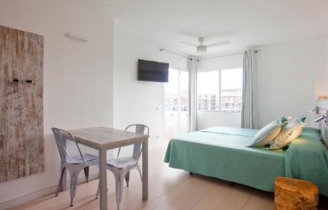 PLBESAN Studio 4 - LeibTour: TOP aparthotels in Ibiza