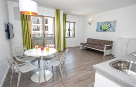 PMSTSAN 1 Bedroom Apartment 5 - LeibTour: TOP aparthotels in Ibiza