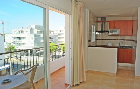 Playa den Bossa Central Apartment 6 guests AVEIBZAP Living room - LeibTour: TOP aparthotels in Ibiza