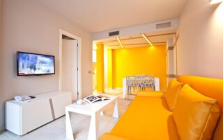 RYDOWNIB 11 - LeibTour: TOP aparthotels in Ibiza