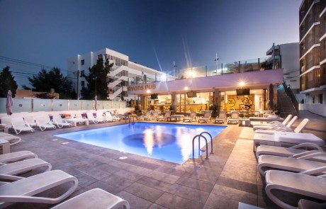 RYDOWNIB pub - LeibTour: TOP aparthotels in Ibiza