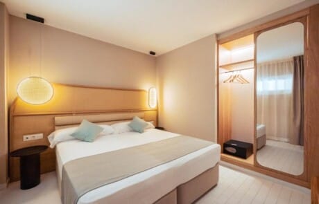 SAIBZBOS Junior Suite Garden View - LeibTour: TOP aparthotels in Ibiza