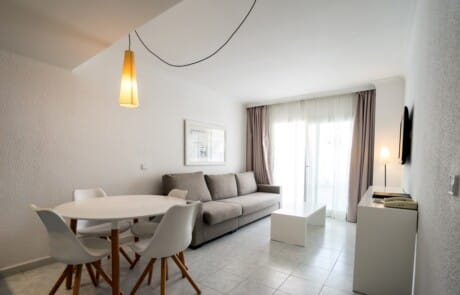 SEDUQPL 17 3 - LeibTour: TOP aparthotels in Ibiza